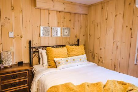 Wine Moose W Hot Tub Fireplace Sauna 9Min To Mt Snow Dover Exterior foto