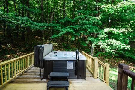 Wine Moose W Hot Tub Fireplace Sauna 9Min To Mt Snow Dover Exterior foto