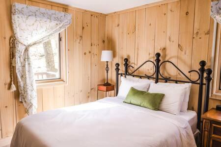 Wine Moose W Hot Tub Fireplace Sauna 9Min To Mt Snow Dover Exterior foto