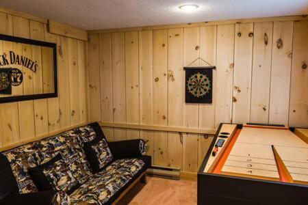 Wine Moose W Hot Tub Fireplace Sauna 9Min To Mt Snow Dover Exterior foto